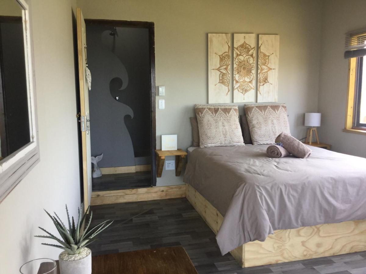 Coram Deo Saltywaves Double En-Suite Rooms With Sea Views Coffee Bay Exteriér fotografie