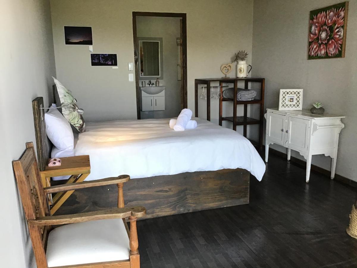 Coram Deo Saltywaves Double En-Suite Rooms With Sea Views Coffee Bay Exteriér fotografie