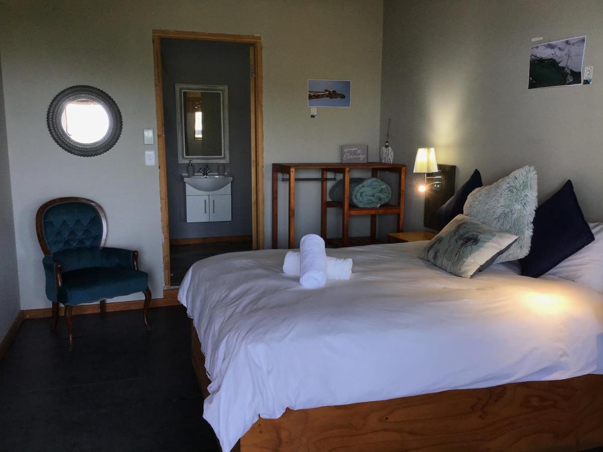 Coram Deo Saltywaves Double En-Suite Rooms With Sea Views Coffee Bay Exteriér fotografie