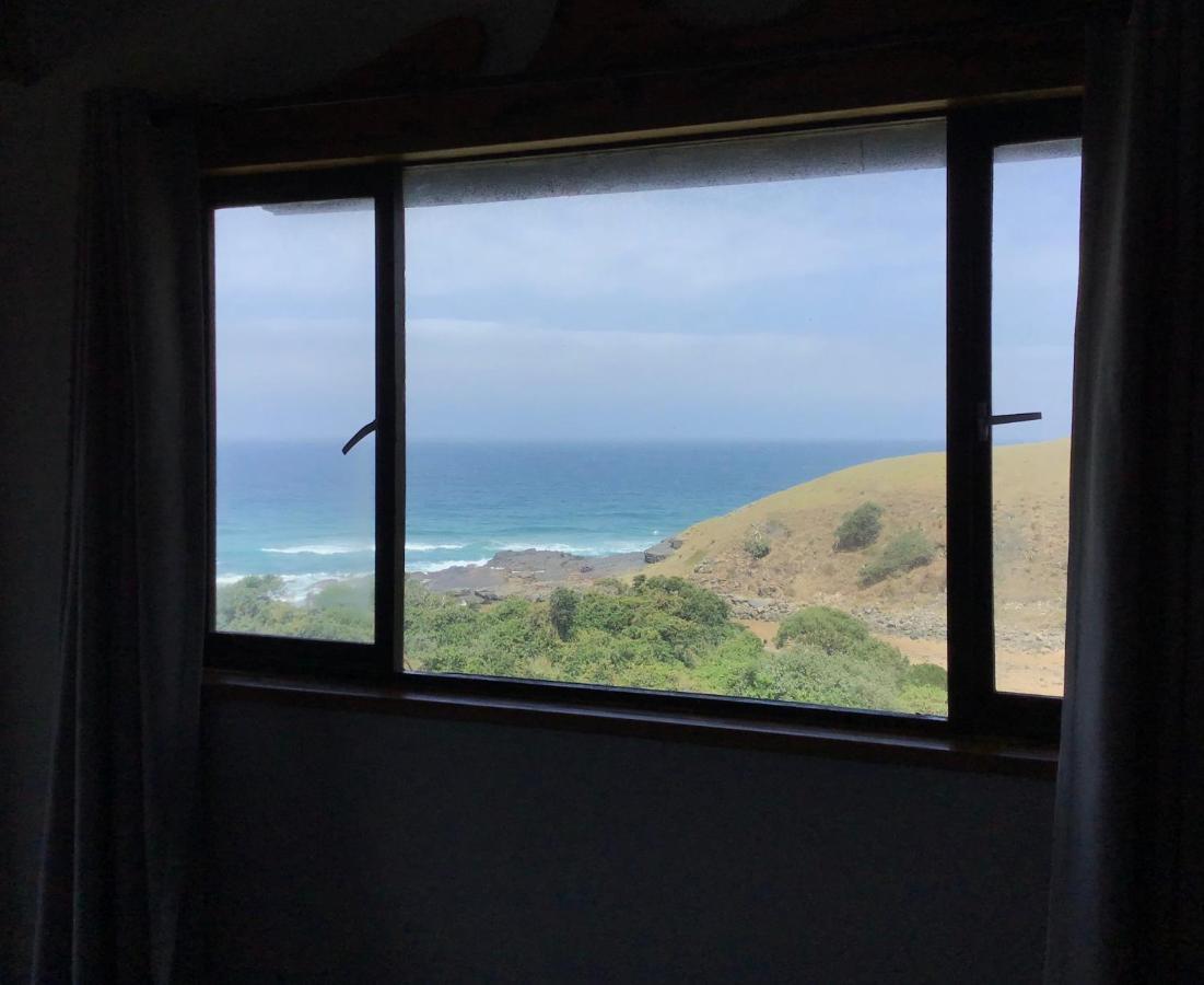 Coram Deo Saltywaves Double En-Suite Rooms With Sea Views Coffee Bay Exteriér fotografie