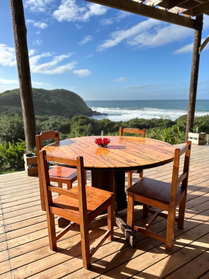 Coram Deo Saltywaves Double En-Suite Rooms With Sea Views Coffee Bay Exteriér fotografie