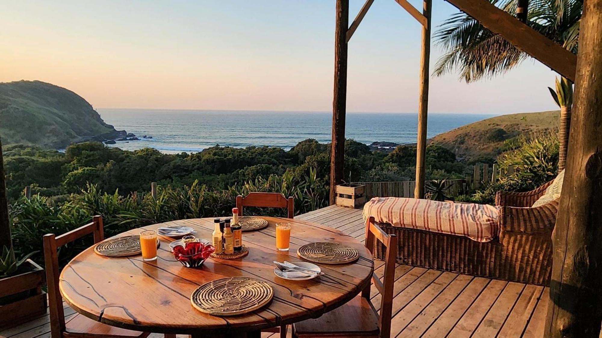 Coram Deo Saltywaves Double En-Suite Rooms With Sea Views Coffee Bay Exteriér fotografie